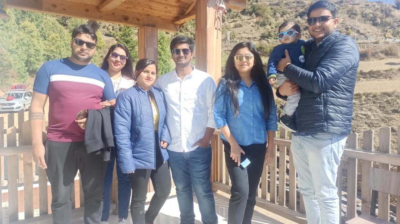 Veda Inn Chakrāta Dış mekan fotoğraf